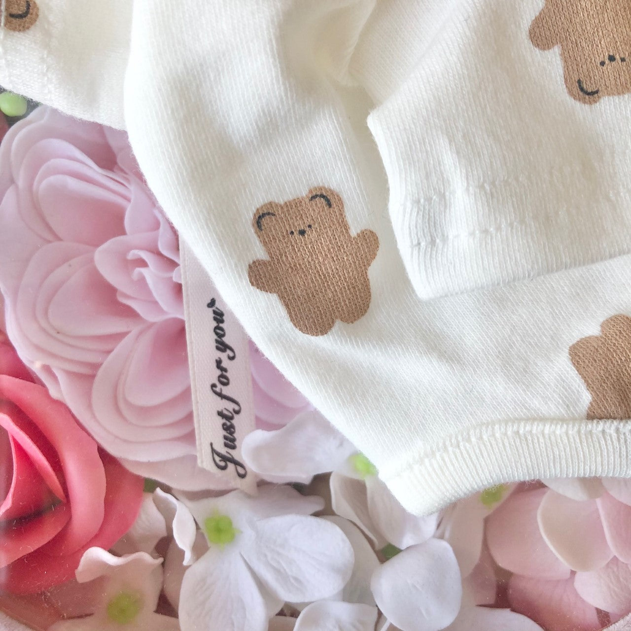 【ドッグウェア】Chic bear tee【犬の服】 パステル くま ベア スウェット ティシャツ 優しいカラー Tシャツ・カットソー
