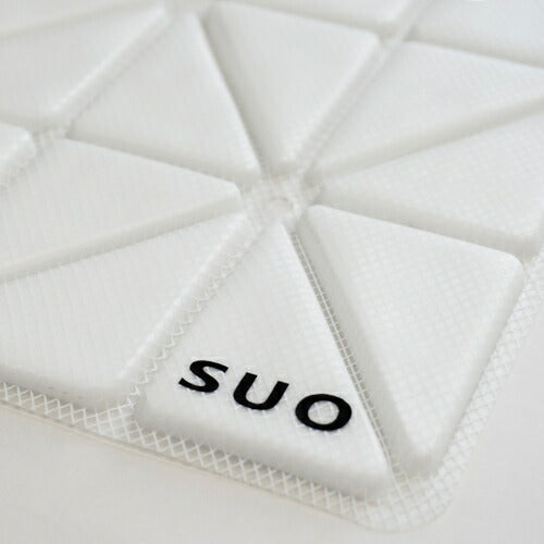【SUO】クールマット2　＜全4色＞　SUO 28°ICE　［スオ］　SUO　スオ　暑さ対策　28℃で凍る　冷えすぎない　ひんやり感持続　繰り返し使える　犬　ペット用品　犬用品　ベッド　マット　小型犬　中型犬　大型犬