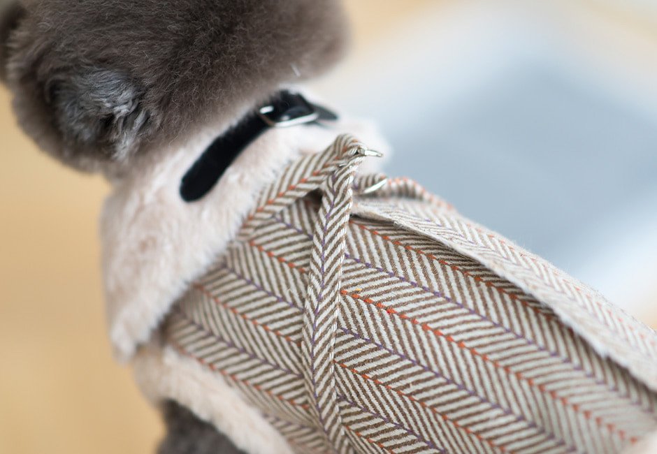 ヘリンボーンチェックムスタンハーネス Herringbone Mustang Harness  【小型犬/アウター/ヘリンボーン/ジャンパー/防寒/コート/ハーネス ジャケット/コート/犬服/ベスト】【犬服 ブランド】