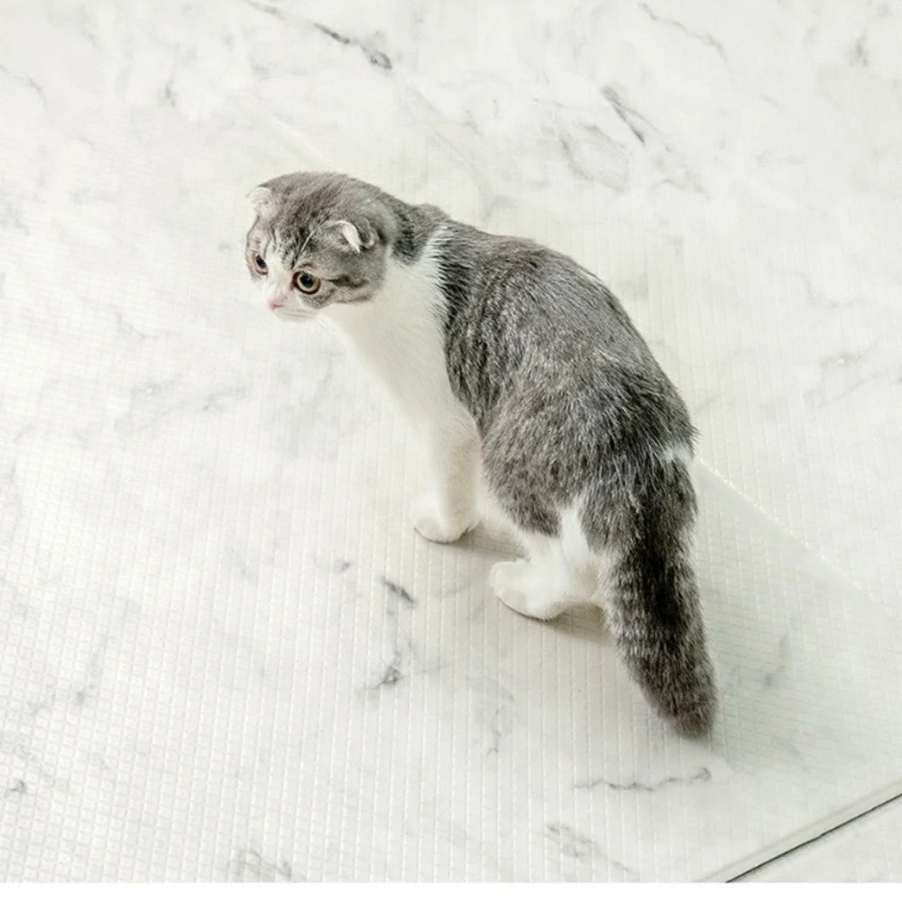 [140*660cm]【猫ちゃん用マット】引っかきに強いペット専用防水クッションマット　折りたたみタイプ［厚み7mm］　dfang　ディパン　パテラ予防　100%防水　衛生的　安全　猫専用　プレミアムマット　猫　ペット用品　猫用品　クッション　マット　カーペット