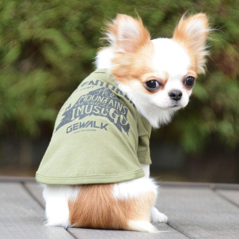 【M/カーキ】コットングラフィックスＴシャツ アドベンチャー　GEWALK　ジ・ウォーク　着脱簡単　ベーシックモデル　フィット　サイズバリエーション　お揃いコーデ　犬　犬用品　犬服　ドッグウェア　小型犬　中型犬　大型犬